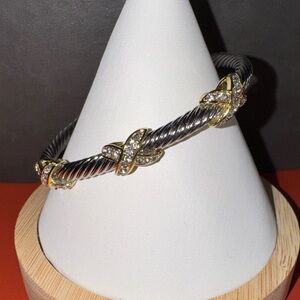 Elegant Two-Tone Cable Bracelet